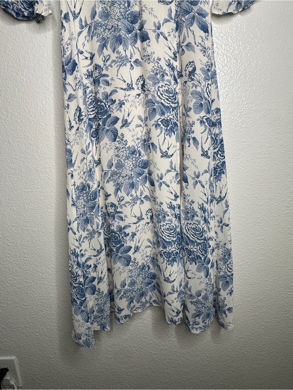 Reformation Carolena Dress size 2 - Picture 4 of 11